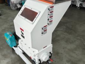Medium Speed Crusher Rapid changing blades&screen design, easy maintenance PN1-CH 15K