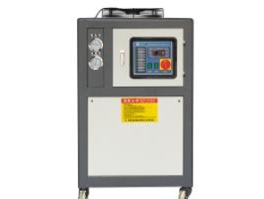 PN4-5PF A chiller is an energy-saving machine that achieves cooling effect through steam compression or absorption circulation Air-cooled Chiller